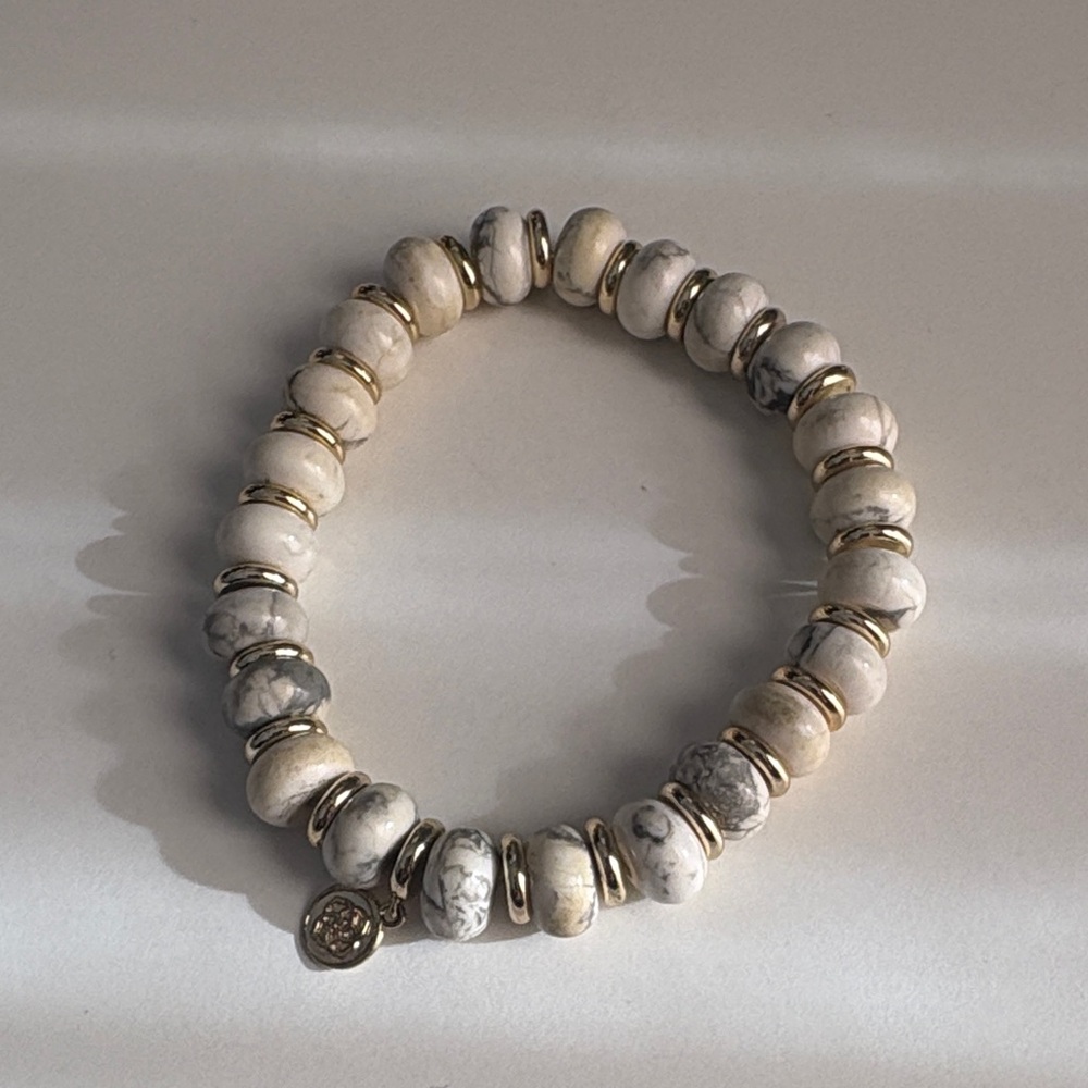 Kendra Scott White and Gold Beaded Bracelet